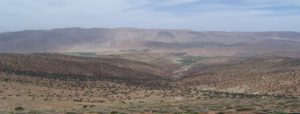 village en terre dans la vallee des roses du voyage au maroc